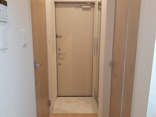 ラフレシール曽野Ⅰ 玄関