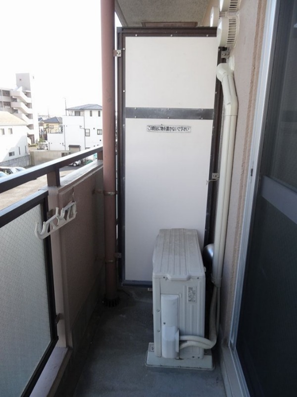 神奈川県茅ヶ崎市赤松町 ベランダ