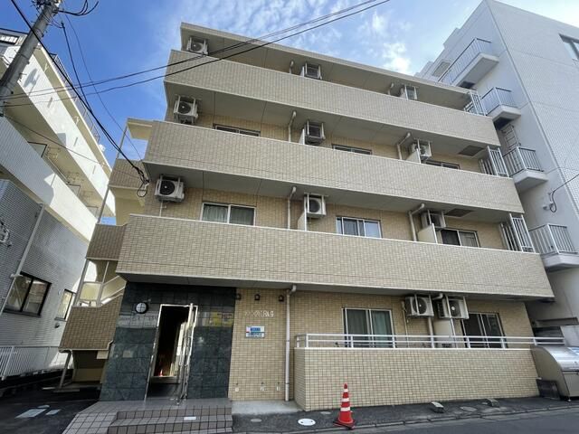 ＫＡＤＯＫＵＲＡ９ 301号室 外観