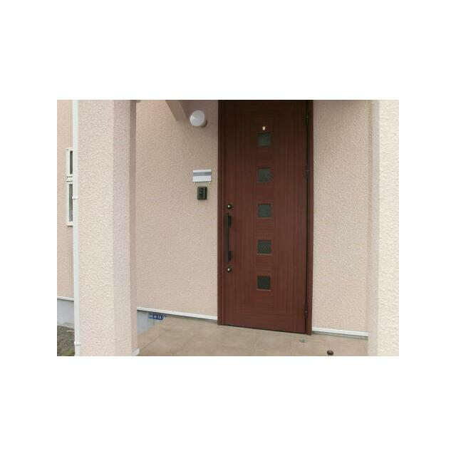 ひばりが丘６貸家　Ｅ棟 玄関