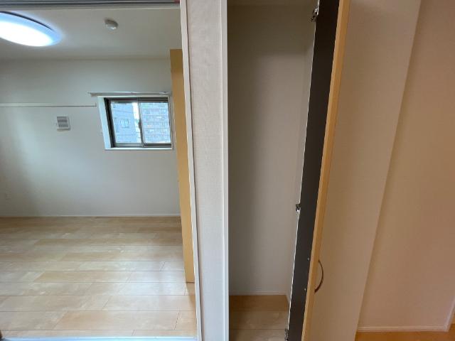 シャイン湘南 玄関