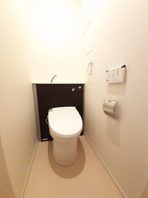 トゥット　フェリーチェ　湘南Ⅱ トイレ