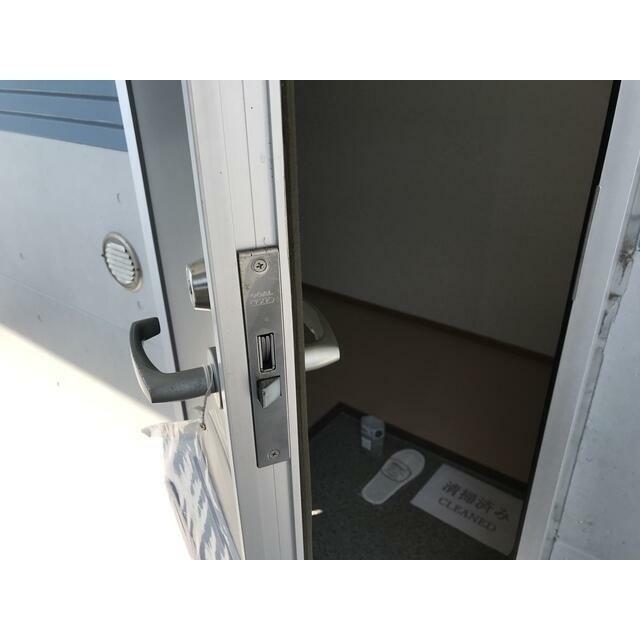 アークサカワ 玄関