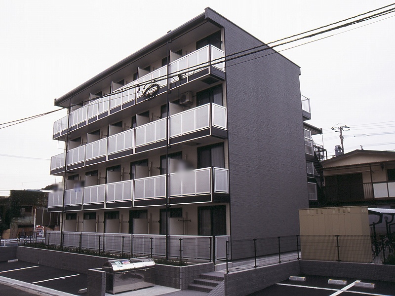 レオパレス伊勢吉 203号室 外観