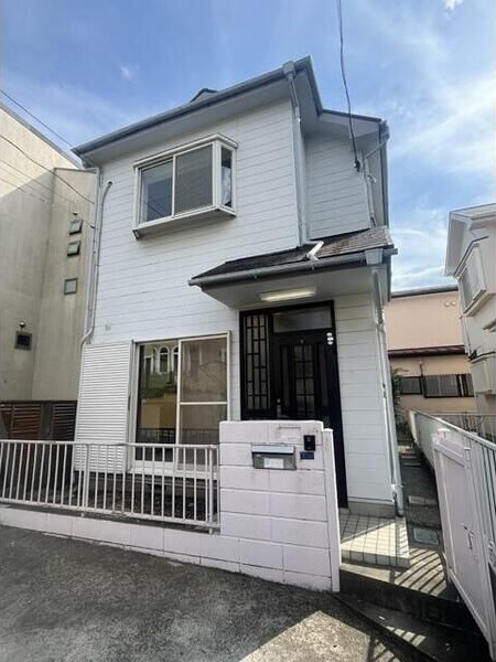 海老名市国分寺台２丁目戸建 外観