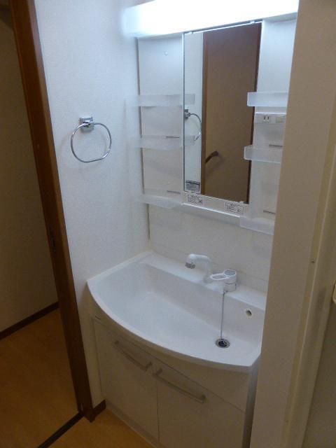 エルカーサ湘南（A） 洗面所