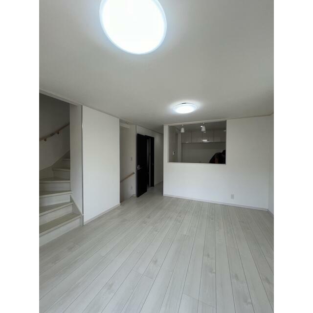 港南台１丁目戸建て リビング