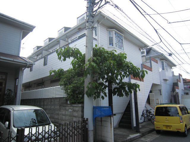 ロイヤル鴨宮 202号室 外観