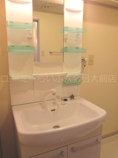 クレセール湘南 洗面所