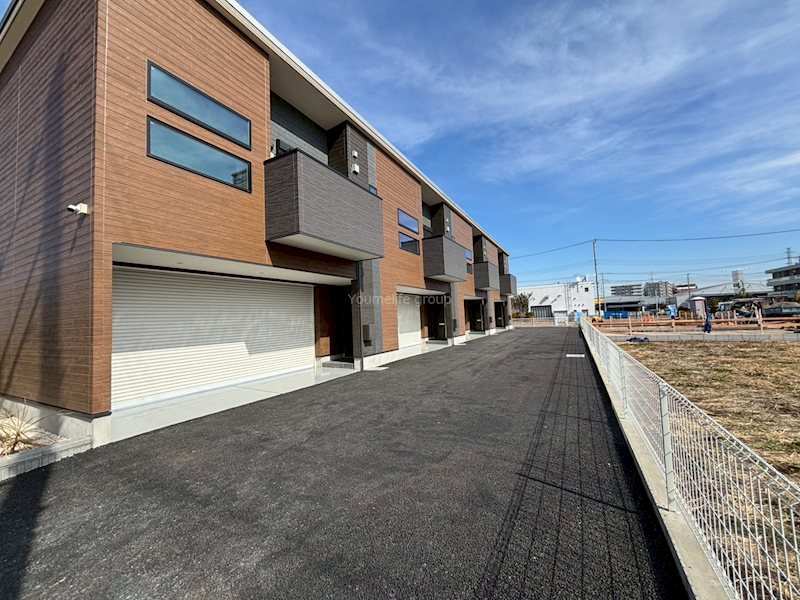 Ｐａｃｉｆｉｃａ　ＳｈｏｎａｎＡ棟 玄関