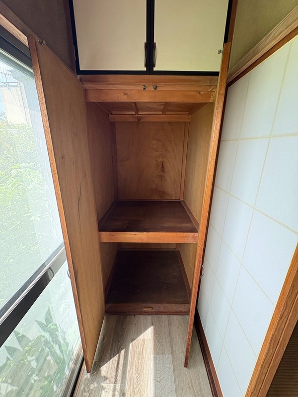 鳶尾４丁目貸家 収納