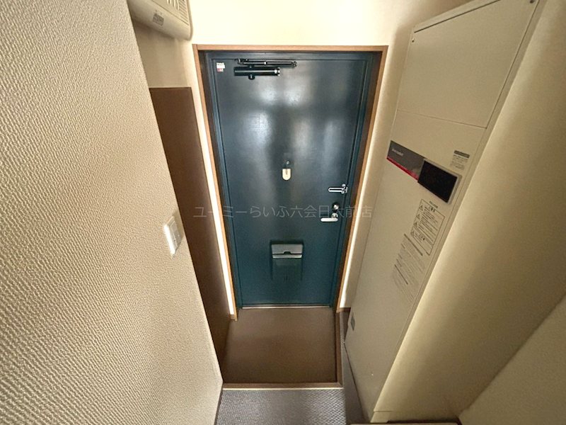 湘南台三光ビル 玄関