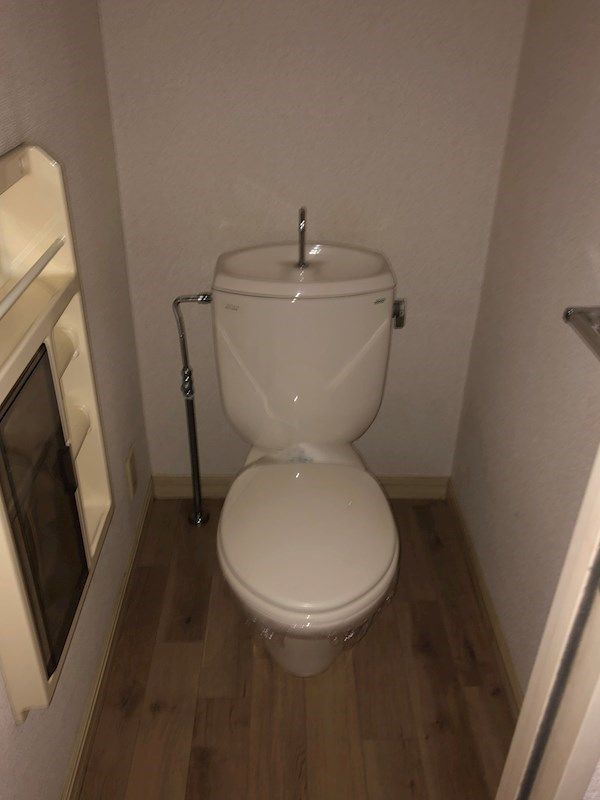 オークハウス トイレ