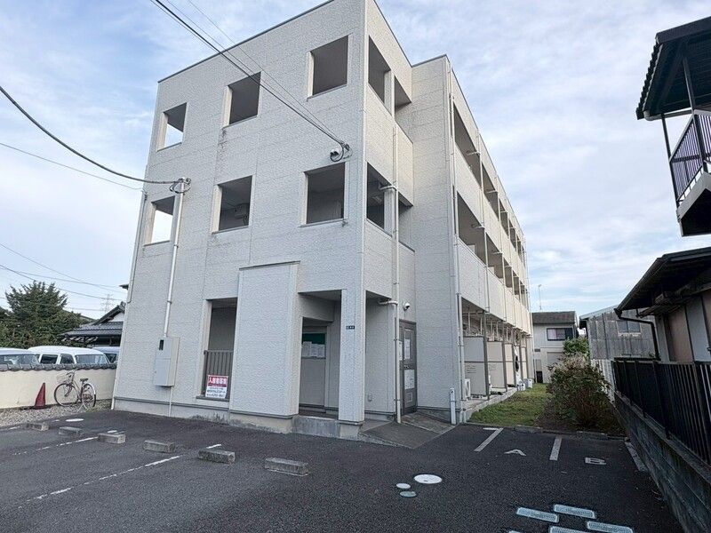 ガイア春日町 201号室 外観
