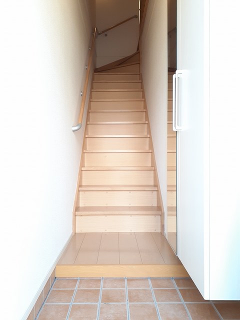 アイリスＡ 玄関