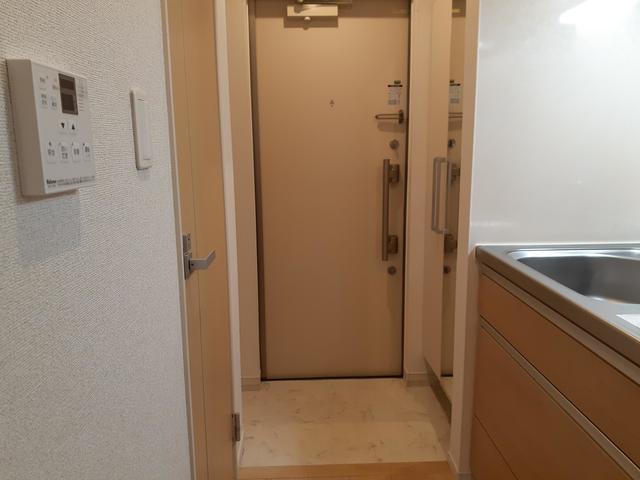 サンリットウエストＧ 玄関