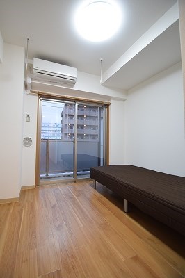 カレッジテラス東海大学前A棟 ベッドルーム
