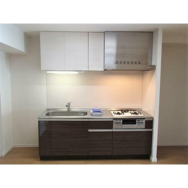 グランデュールⅢ江ノ島 キッチン