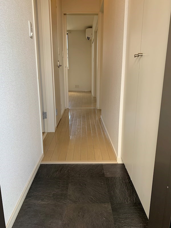 へーベルメゾン湘南・辻堂 玄関