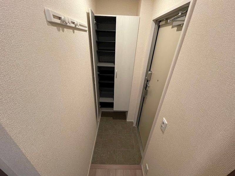 プランドール湘南 玄関