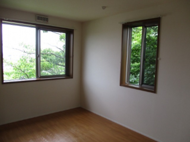UNA BELLA ZONA D ベッドルーム