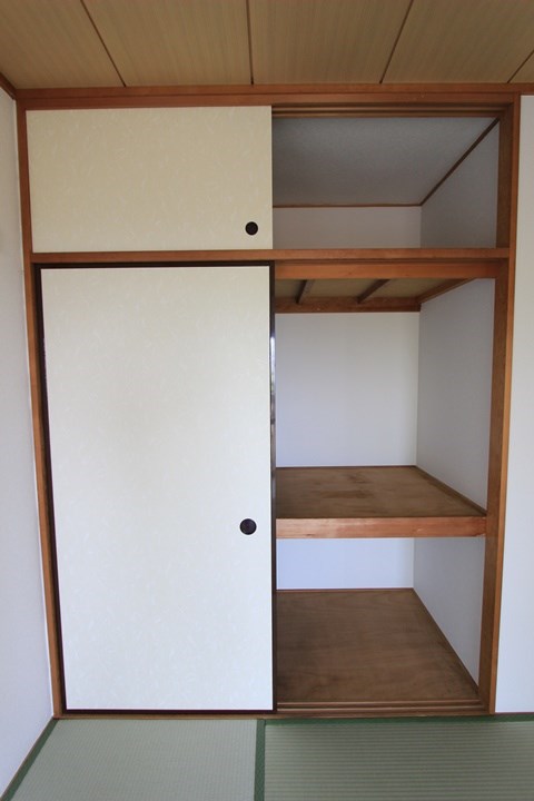 エクレール綾瀬  収納