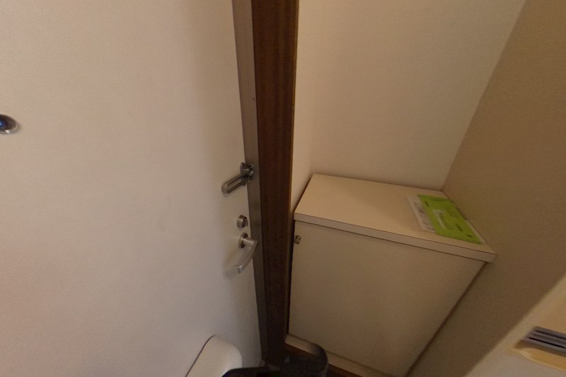 ルシャトー 玄関