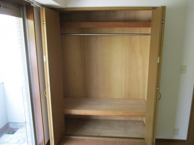 アネックス南町 収納