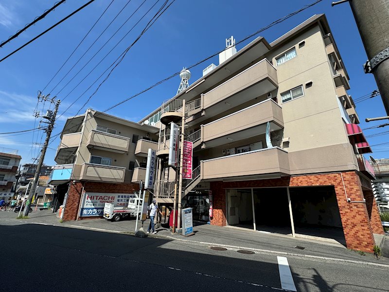 コートパル戸塚 302号室 外観