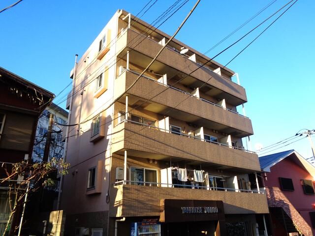 ヴァンハウス大和 301号室 外観