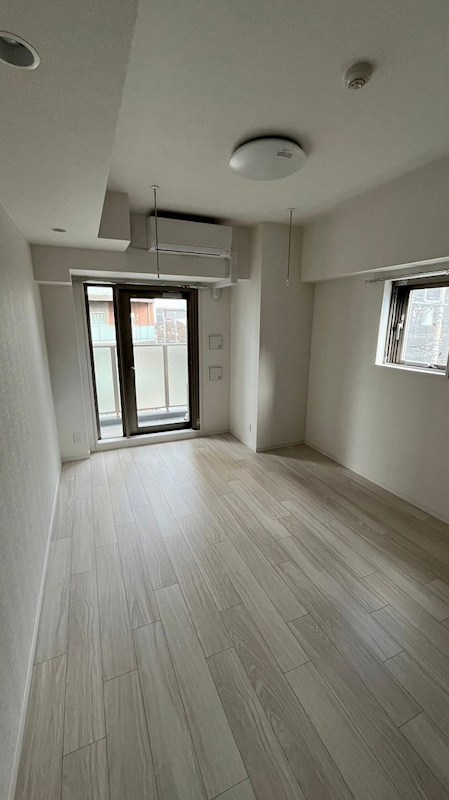 LIME RESIDENCE HIRATSUKA WEST リビング