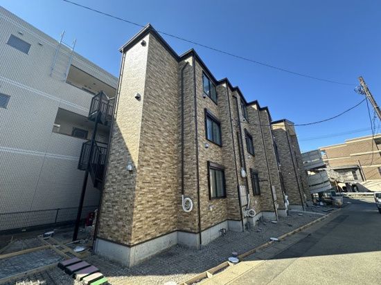 ベイルームスタイル湘南善行 102号室 外観