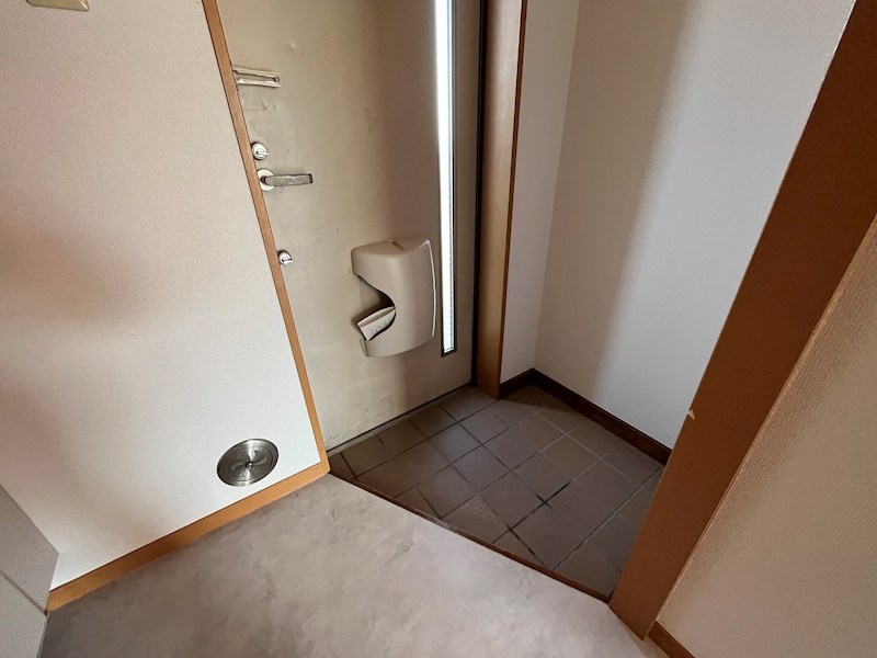 メゾンソレイユ 玄関