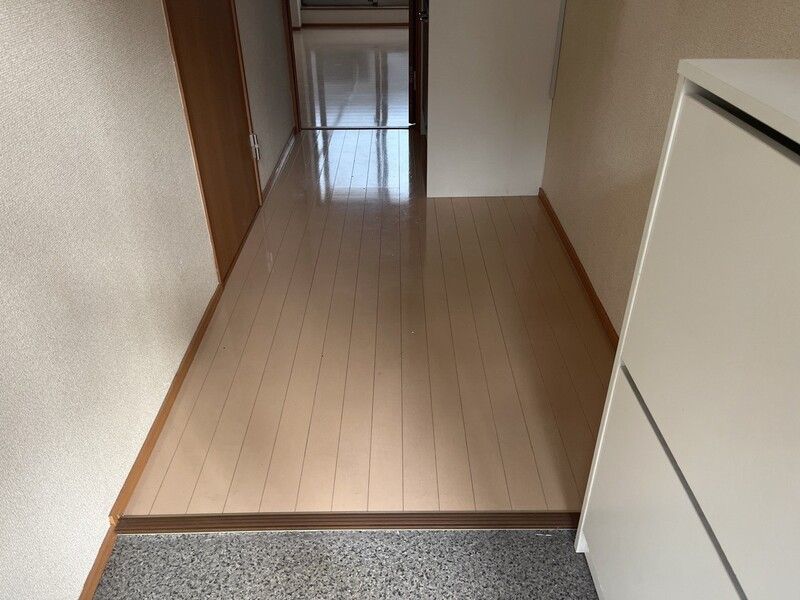 クロノス本厚木 玄関