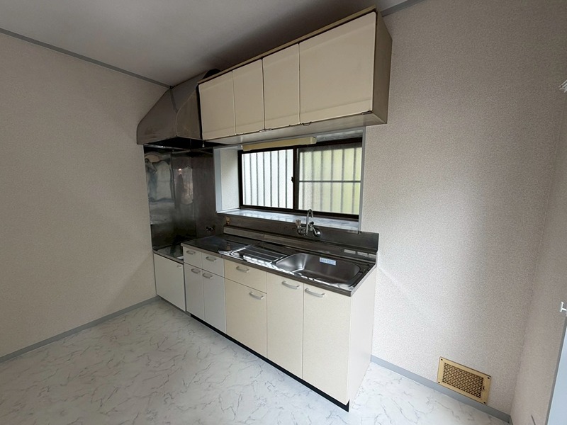 厚木市金田戸建 キッチン