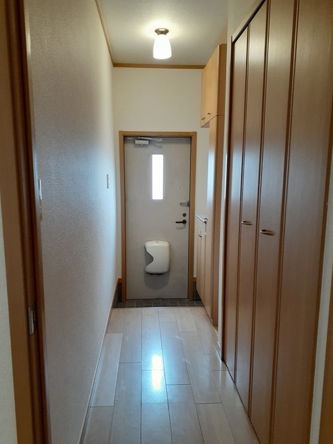 サニーハウス 玄関