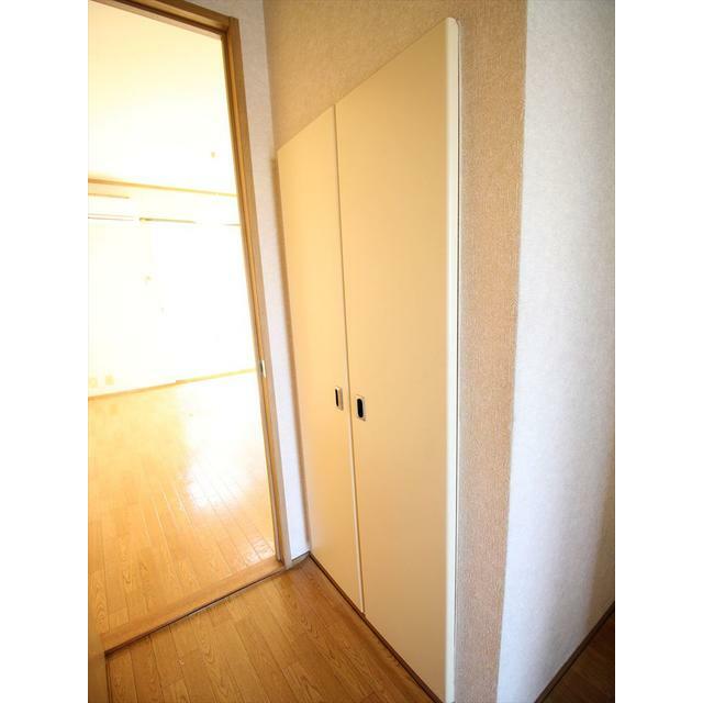オリーブコート 収納