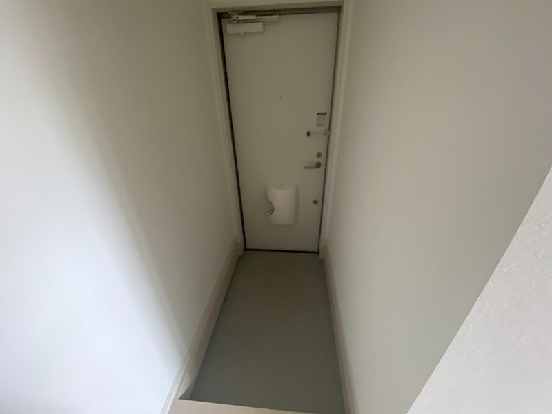 ハウズライフ厚木六番館 玄関