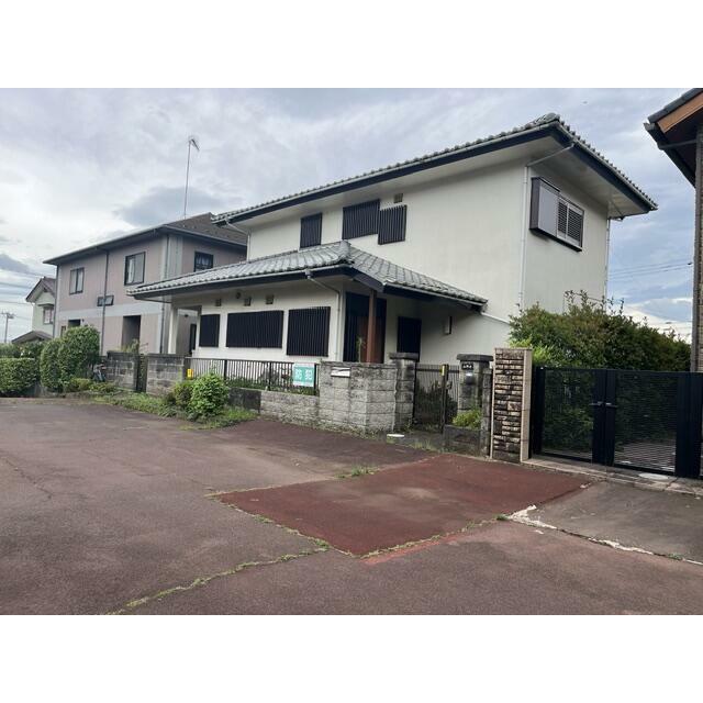 鳶尾４丁目貸家 外観