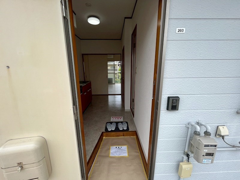サンパレスⅡ 玄関