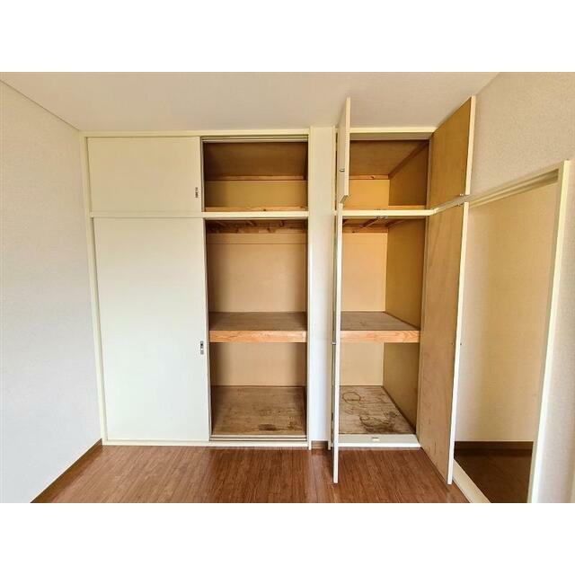 神奈川県厚木市林４丁目 収納