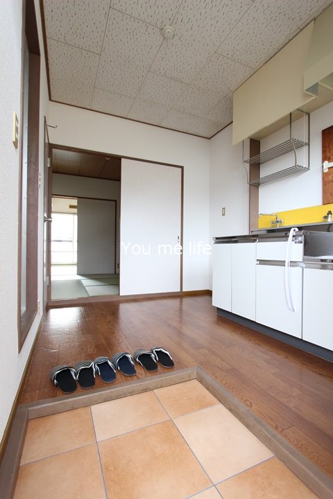 ハイツモントレー 玄関