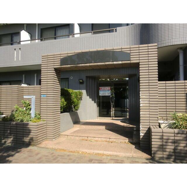 神奈川県藤沢市辻堂４丁目 エントランス
