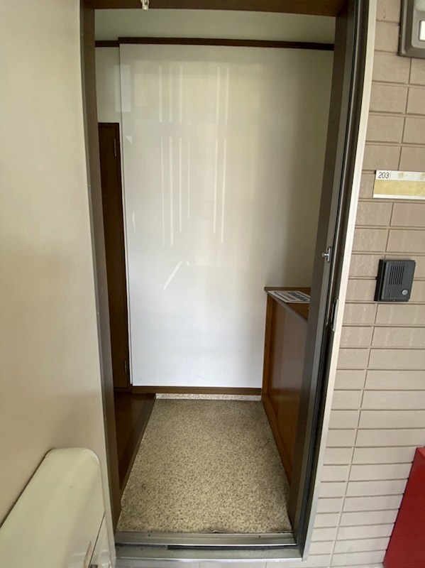 ソレイユ湘南 玄関