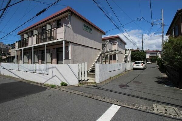 神奈川県鎌倉市岩瀬１丁目 外観