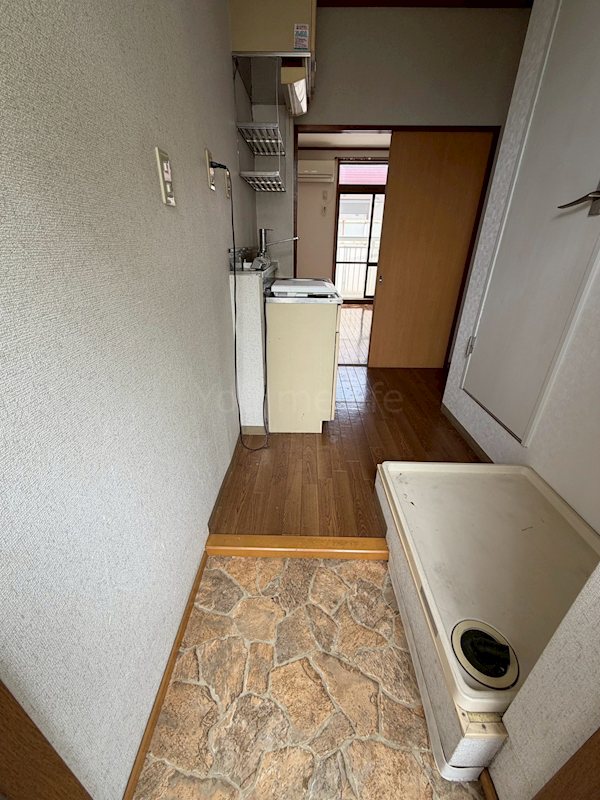 神奈川県鎌倉市岩瀬１丁目 玄関