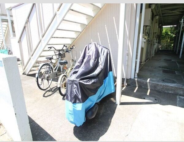神奈川県鎌倉市岩瀬１丁目 駐車場