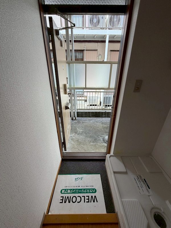 神奈川県鎌倉市岩瀬１丁目 玄関