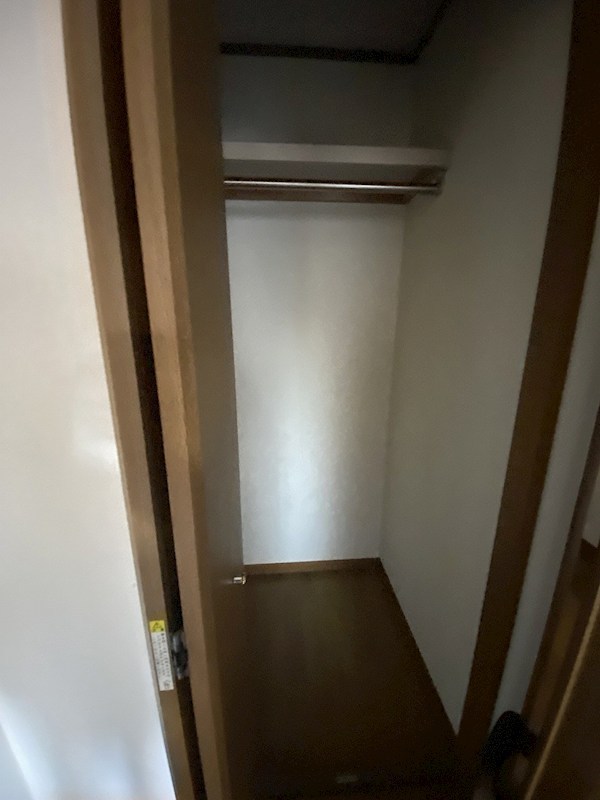 ハイツ安増 収納
