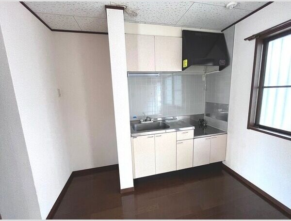神奈川県厚木市林２丁目 キッチン
